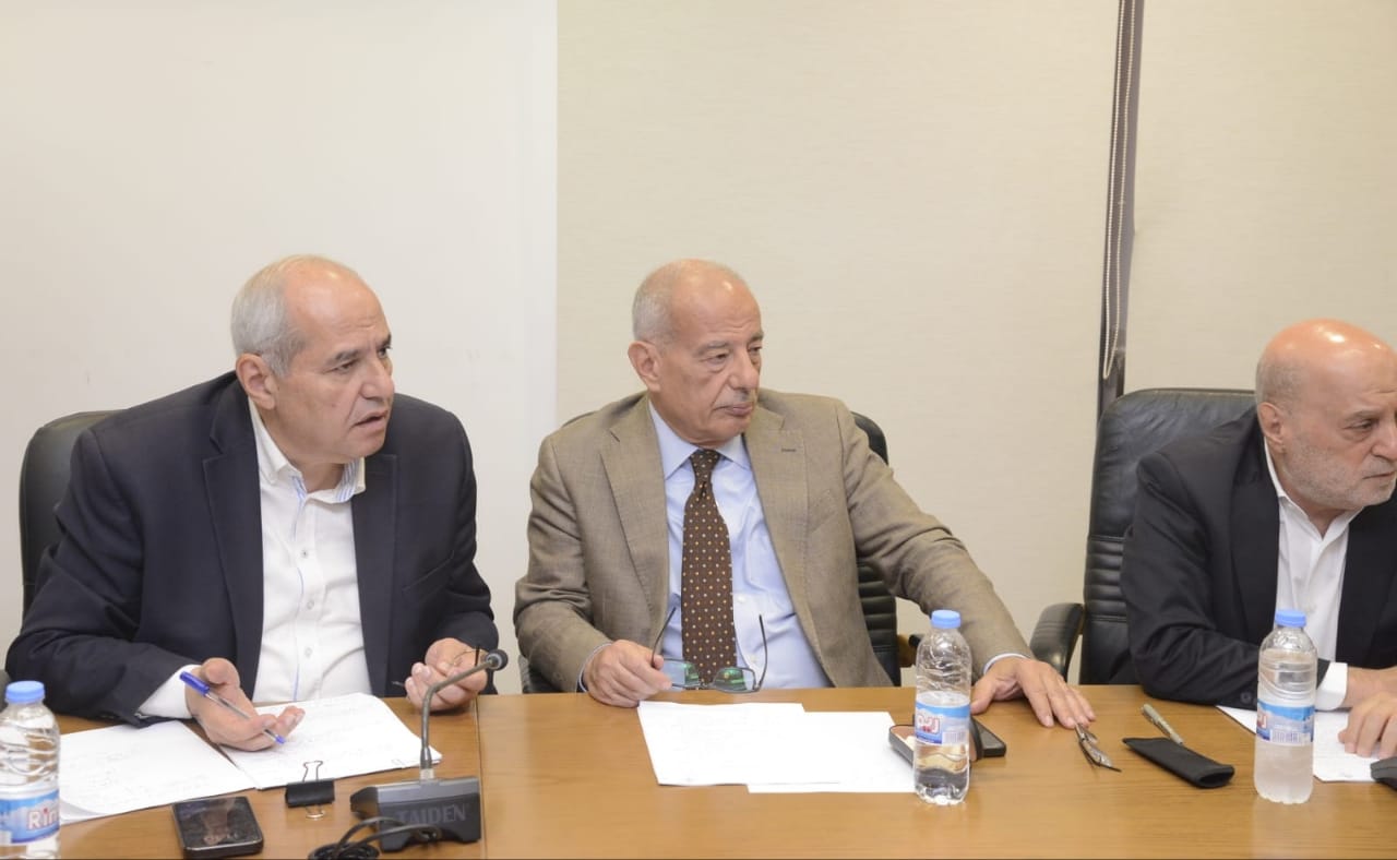 كنعان بعد لجنة المال: هدفنا وقف مافيات الطوابع التي تسرح وتمرح